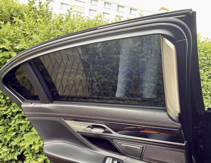 BMW Řada 7 10