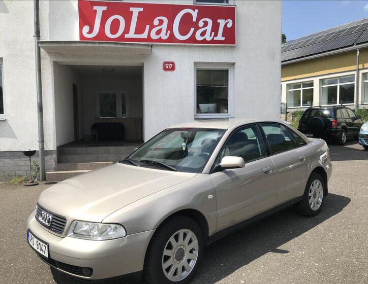 Audi A4 2