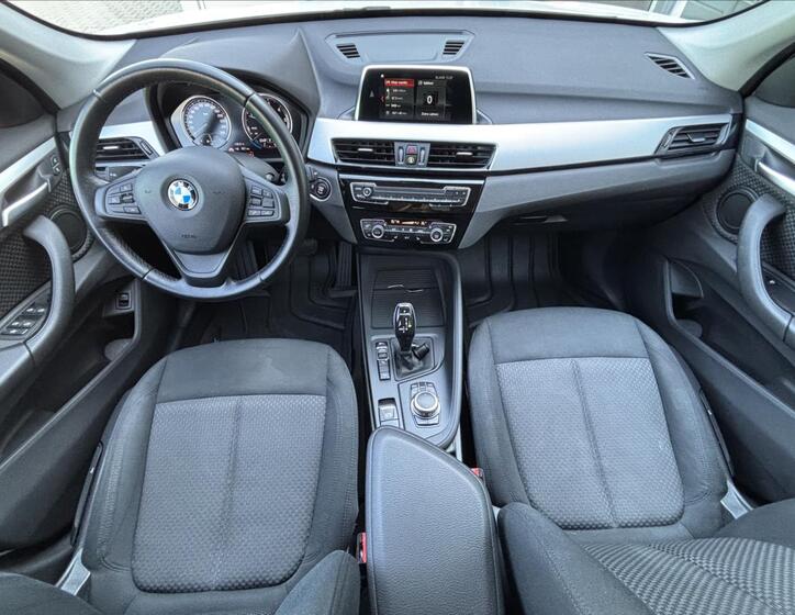 BMW X1 18
