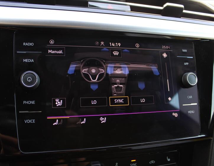 Volkswagen Arteon 25