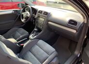 Volkswagen Golf 18