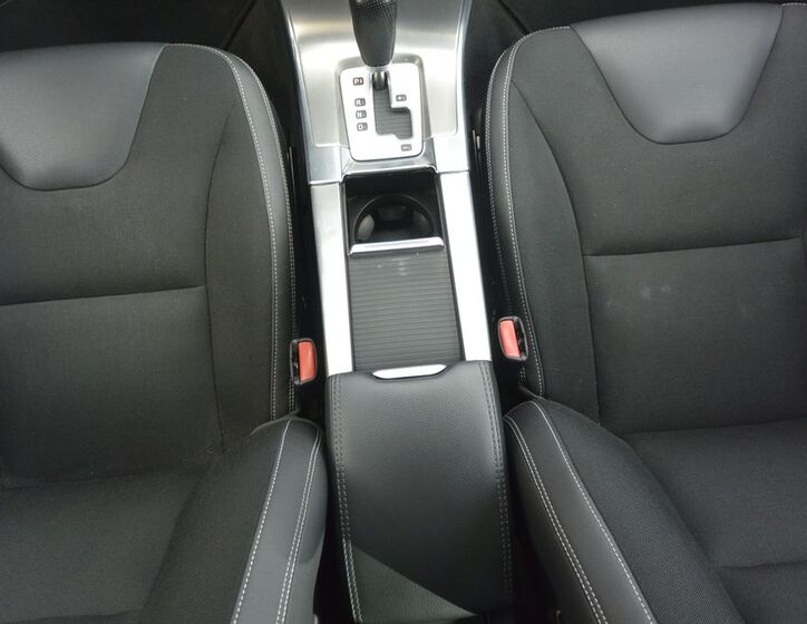 Volvo XC60 25