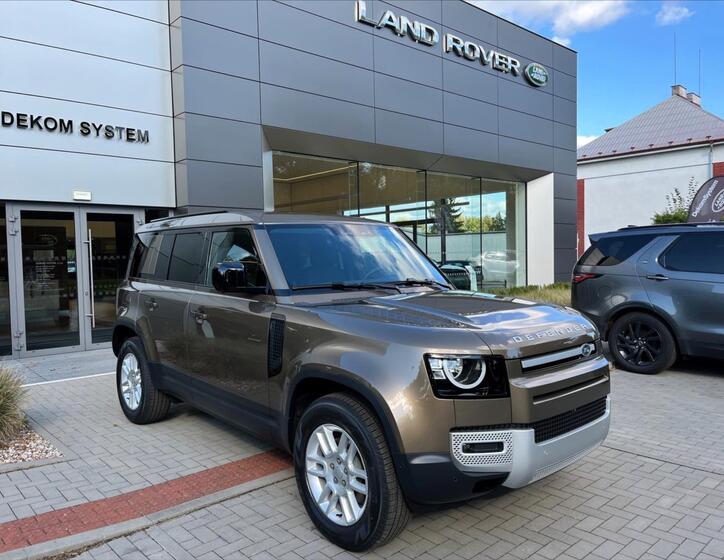 Land Rover Defender 2