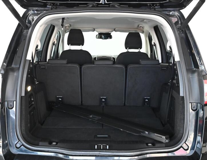 Ford Galaxy 7