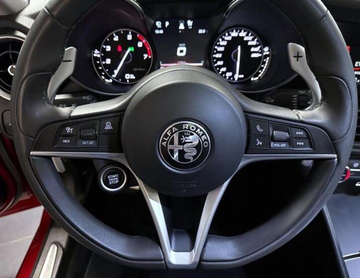 Alfa Romeo Giulia 18