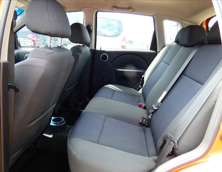 Chevrolet Aveo 9