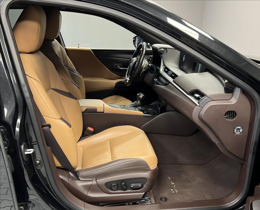 Lexus ES 300h