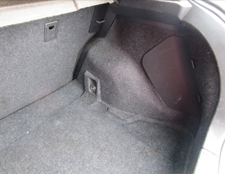 Toyota Auris 32