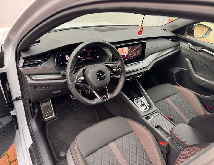 Škoda Octavia 16