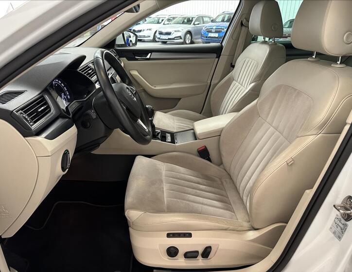 Škoda Superb 19