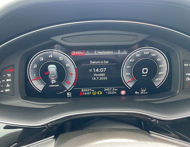 Audi Q8 17