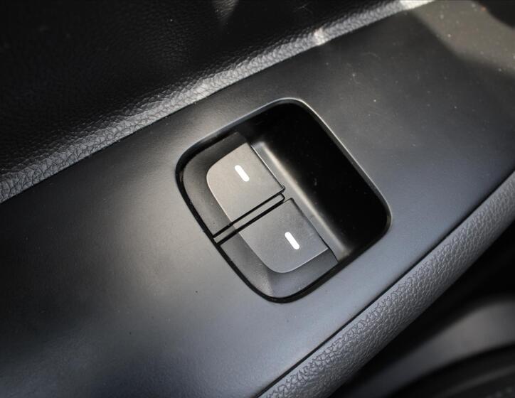 Hyundai i10 17