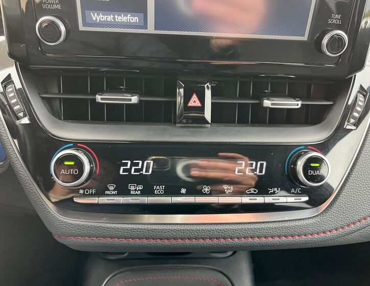Toyota Corolla 24
