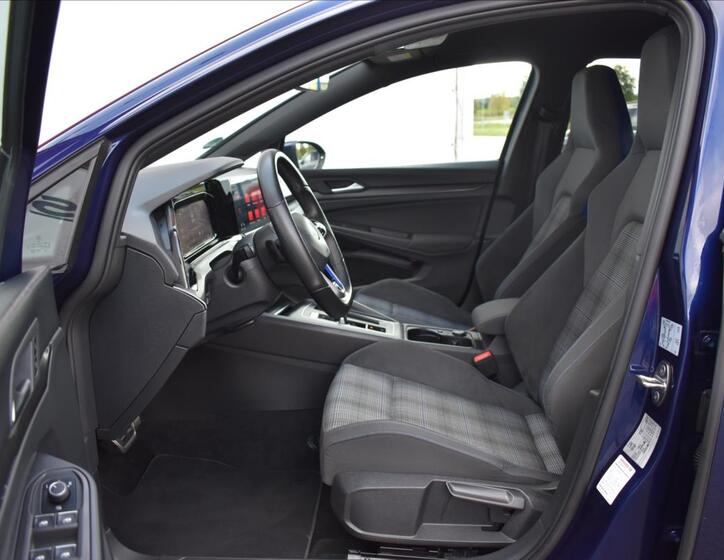 Volkswagen Golf 20