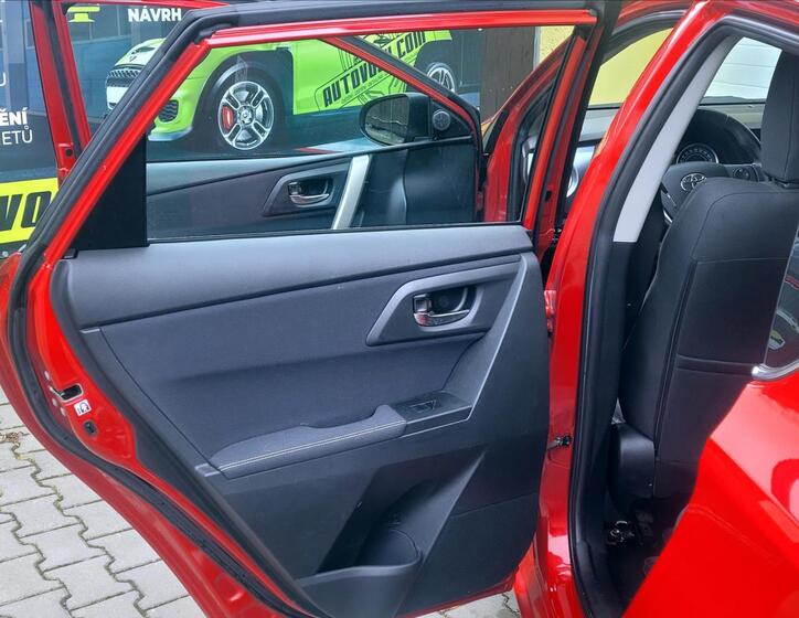 Toyota Auris 20