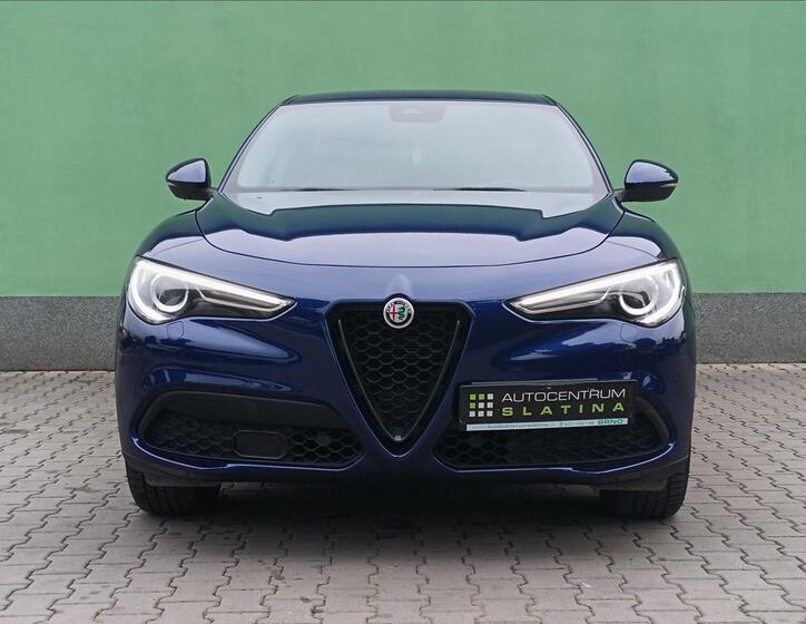Alfa Romeo Stelvio 9