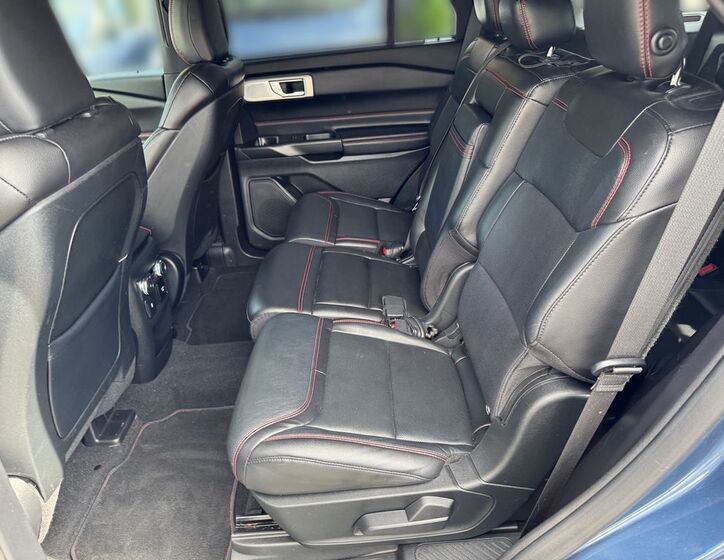 Ford Explorer 11
