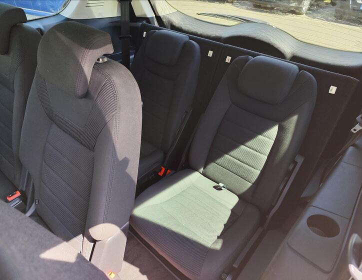 Ford S-MAX 32
