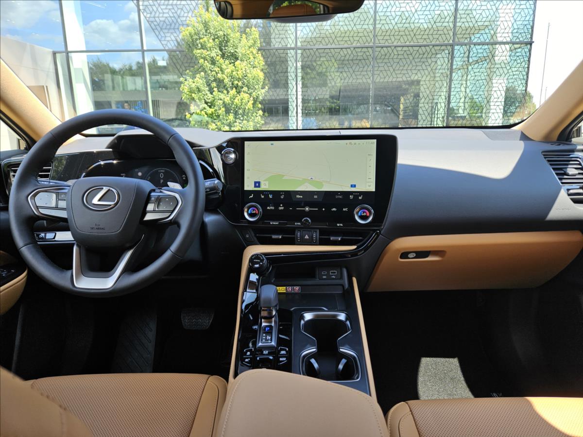 Lexus NX 450h plus