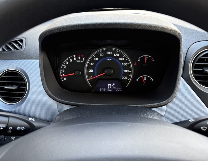 Hyundai i10 10