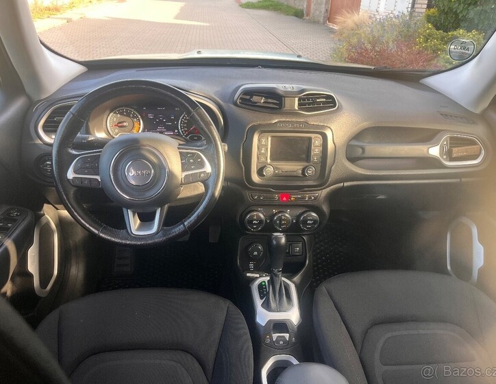 Jeep Renegade 6