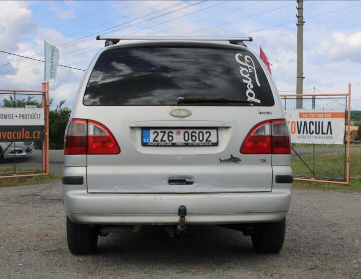 Ford Galaxy 8