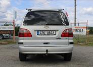 Ford Galaxy 8