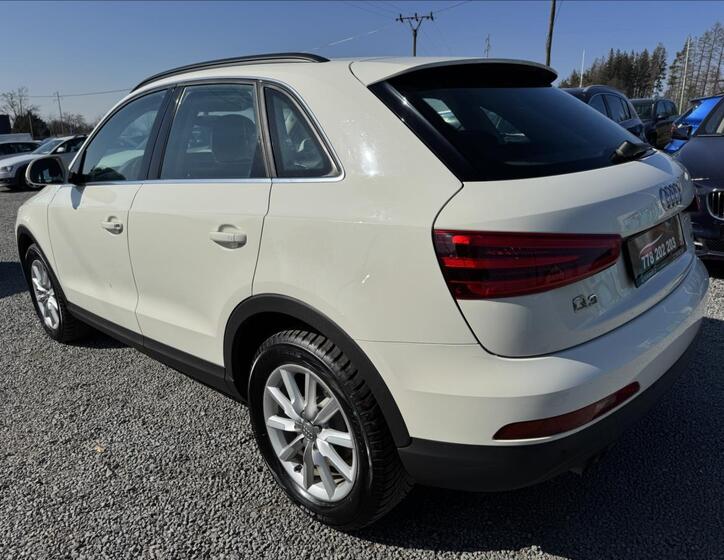 Audi Q3 5