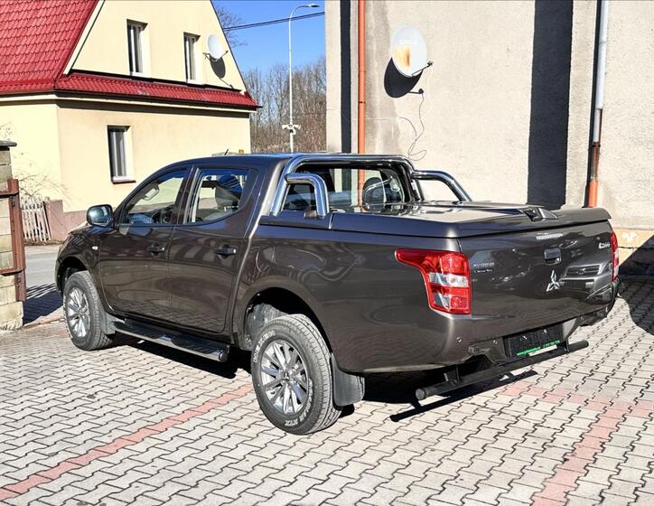 Mitsubishi L200 7