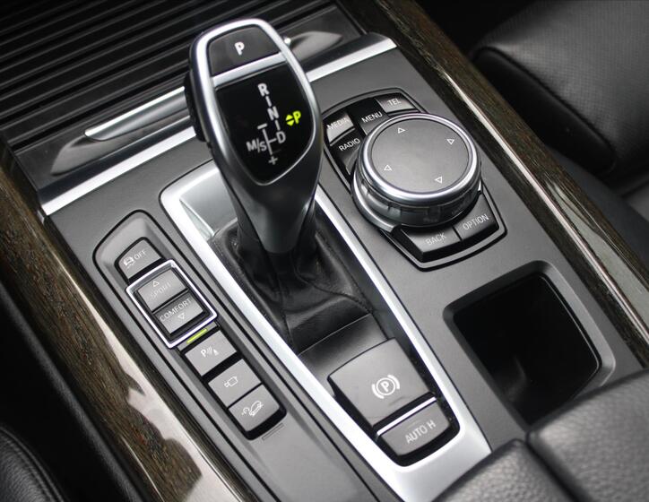 BMW X5 24