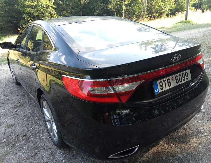 Hyundai Grandeur 14