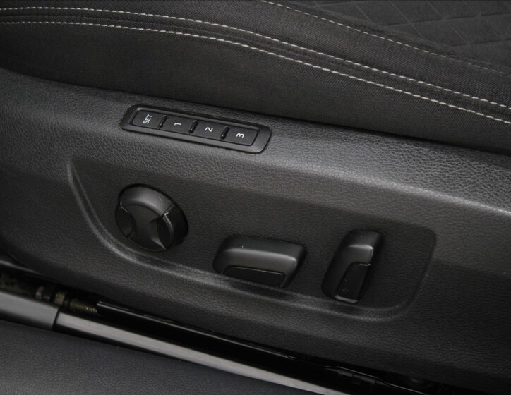 Škoda Superb 22