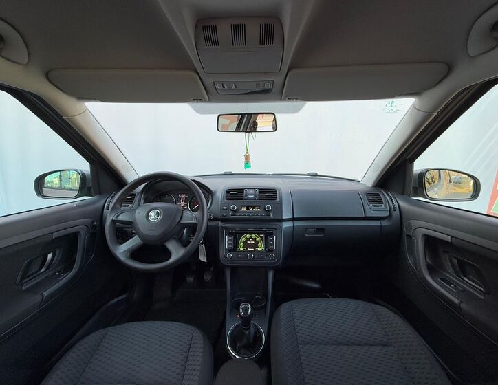 Škoda Roomster 14