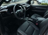 Toyota Hilux 15