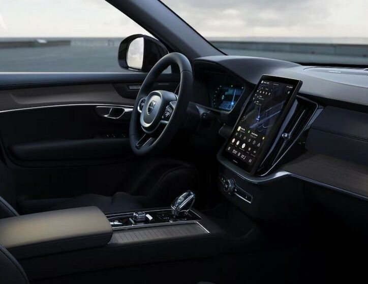 Volvo XC90 11