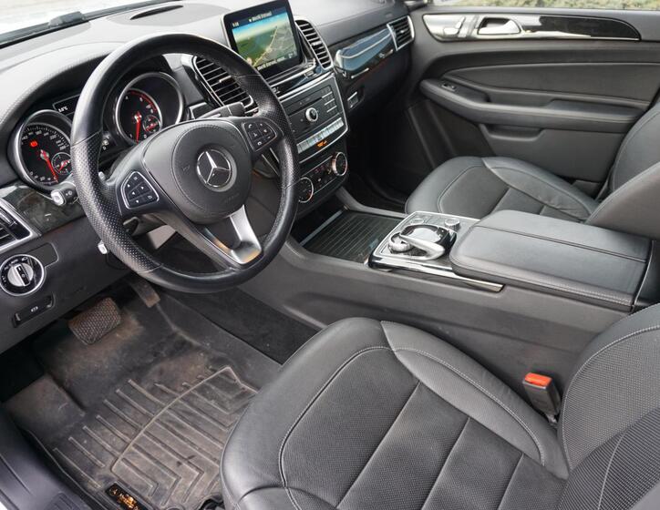 Mercedes-Benz GLS 8