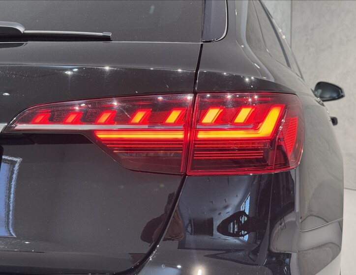 Audi A4 11