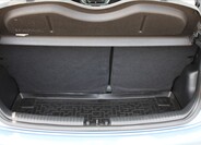 Hyundai i10 17