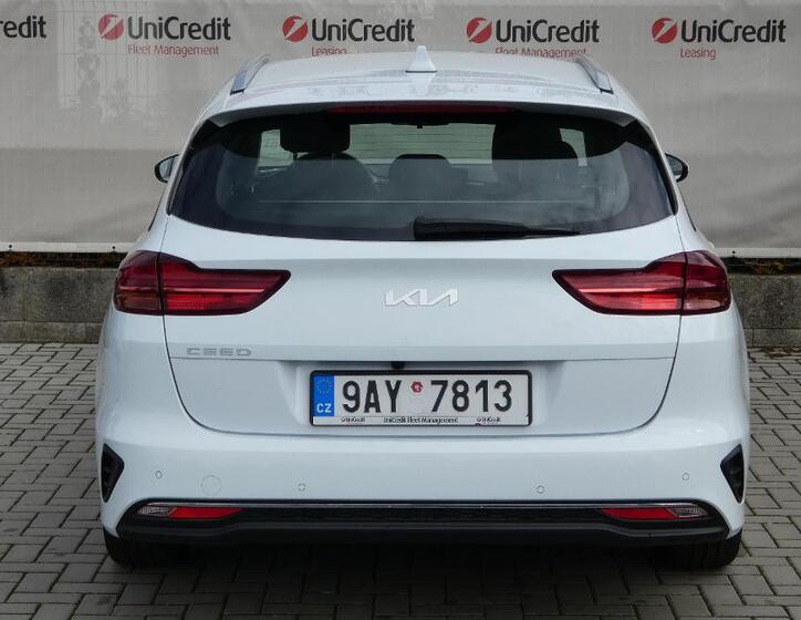KIA Ceed 4
