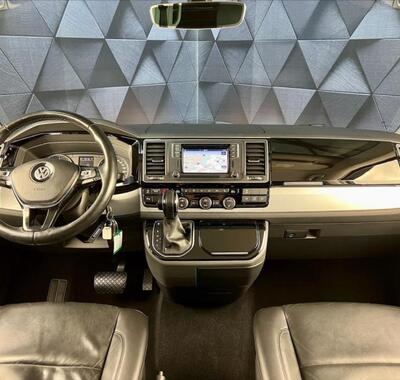 Volkswagen Multivan 10