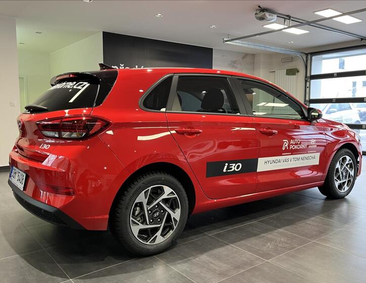 Hyundai i30 4