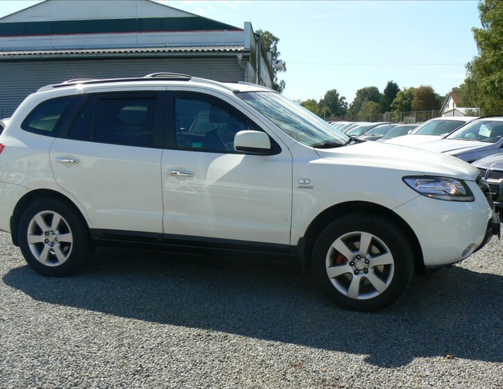 Hyundai Santa Fe 8