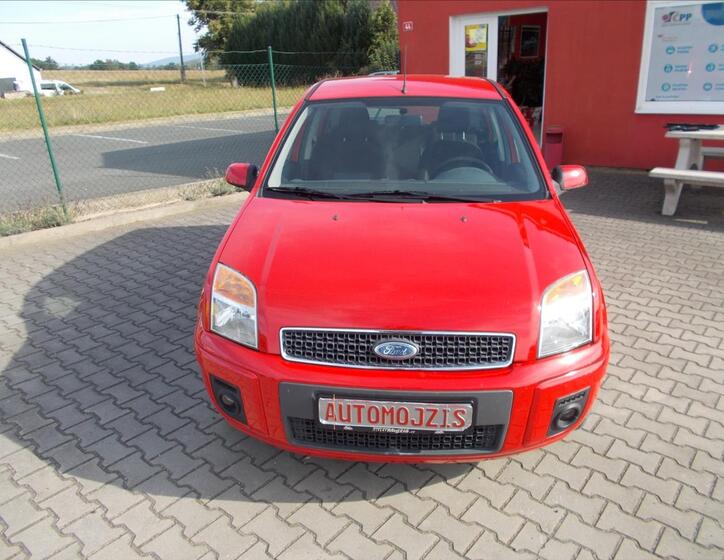 Ford Fusion 3