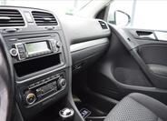 Volkswagen Golf 37
