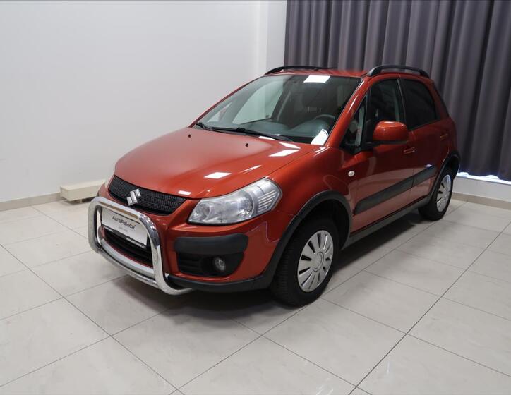 Suzuki SX4 1