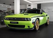 Dodge Challenger 1