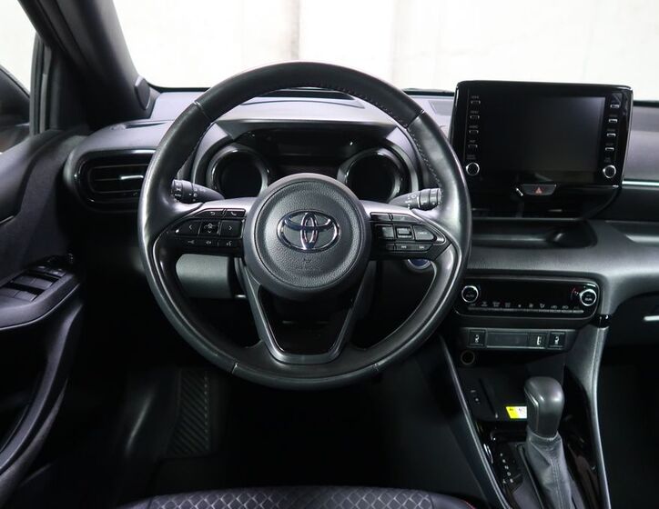 Toyota Yaris 15