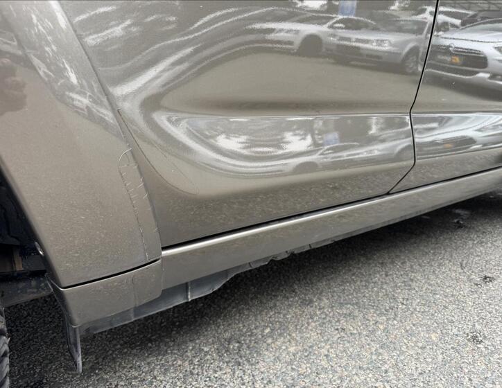 Toyota RAV4 24