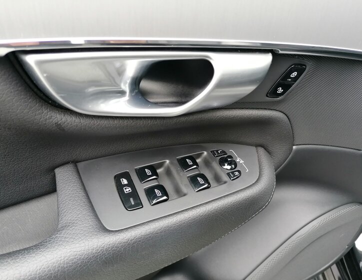Volvo XC90 23