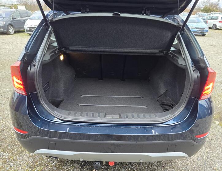 BMW X1 9